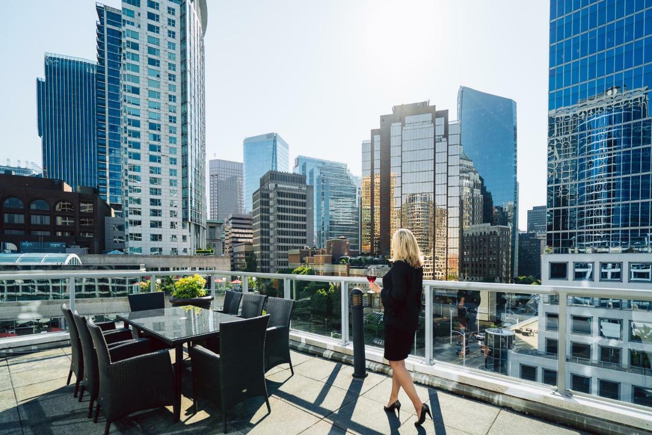 Hotel Fairmont Waterfront Vancouver Exterior foto View from the rooftop