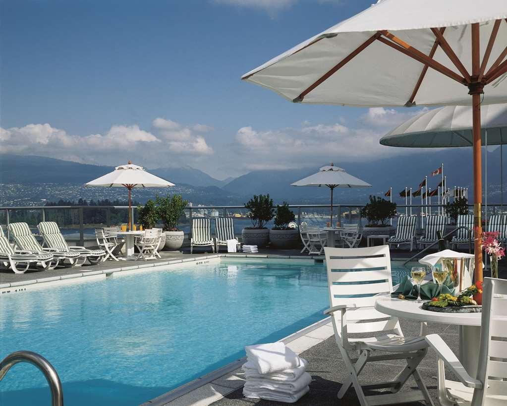 Hotel Fairmont Waterfront Vancouver Facilidades foto The pool at the Hotel Alexandra